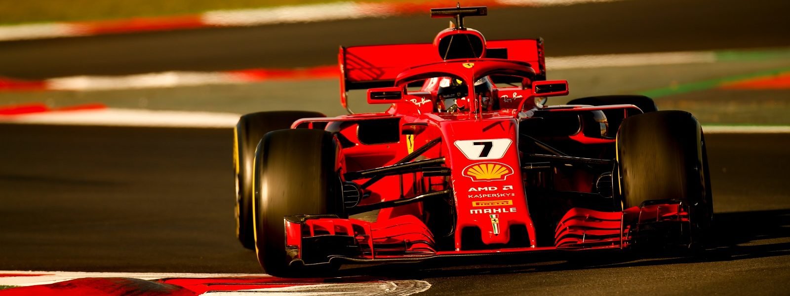 Foto de Teste 8: Raikkonen coloca Ferrari na liderança com a McLaren de Alonso em segundo lugar no último dia de testes em Barcelona
