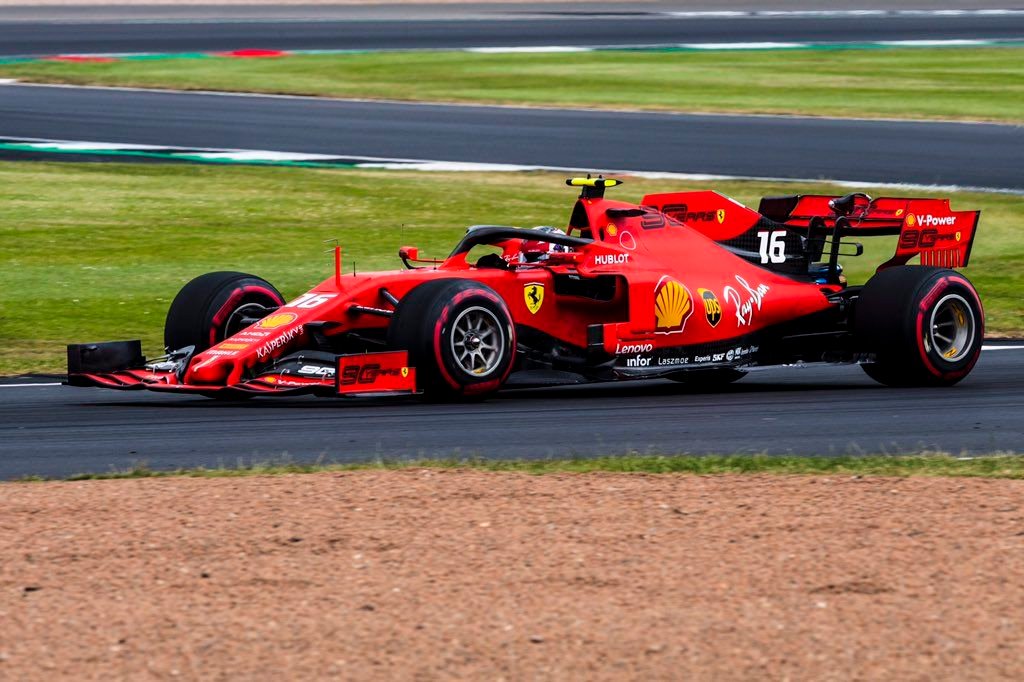 Foto de TL3 Inglaterra – Charles Leclerc lidera dobradinha da Ferrari, em sessão movimentada