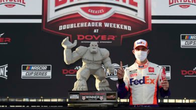 Foto de NASCAR Cup Series: Dover fica dividida entre Denny Hamlin e Kevin Harvick