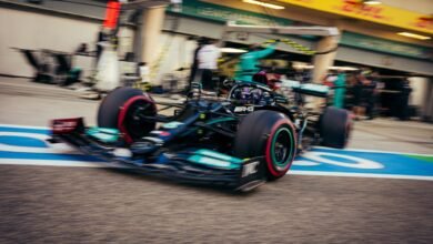 Foto de Volta por Volta – Hamilton e Verstappen disputam corrida alucinante no Bahrein