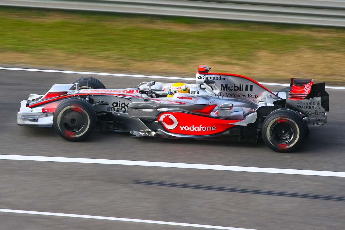 McLaren MP4-23 Lewis Hamilton 2008 China - Reprodução
