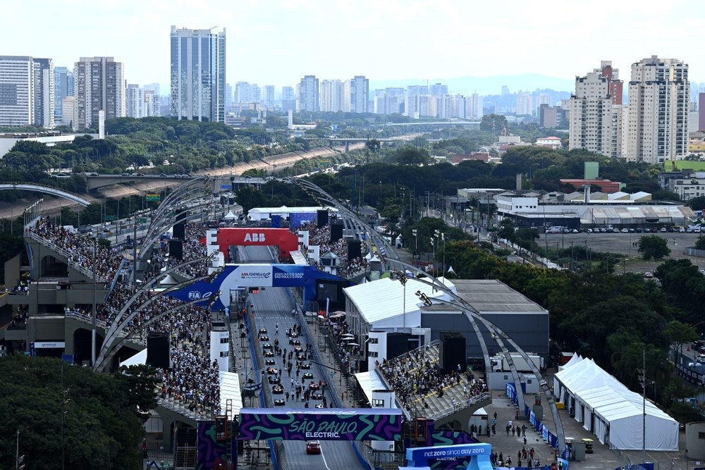 O E-Prix de São Paulo: Emoção e adrenalina nas ruas brasileiras da Fórmula E