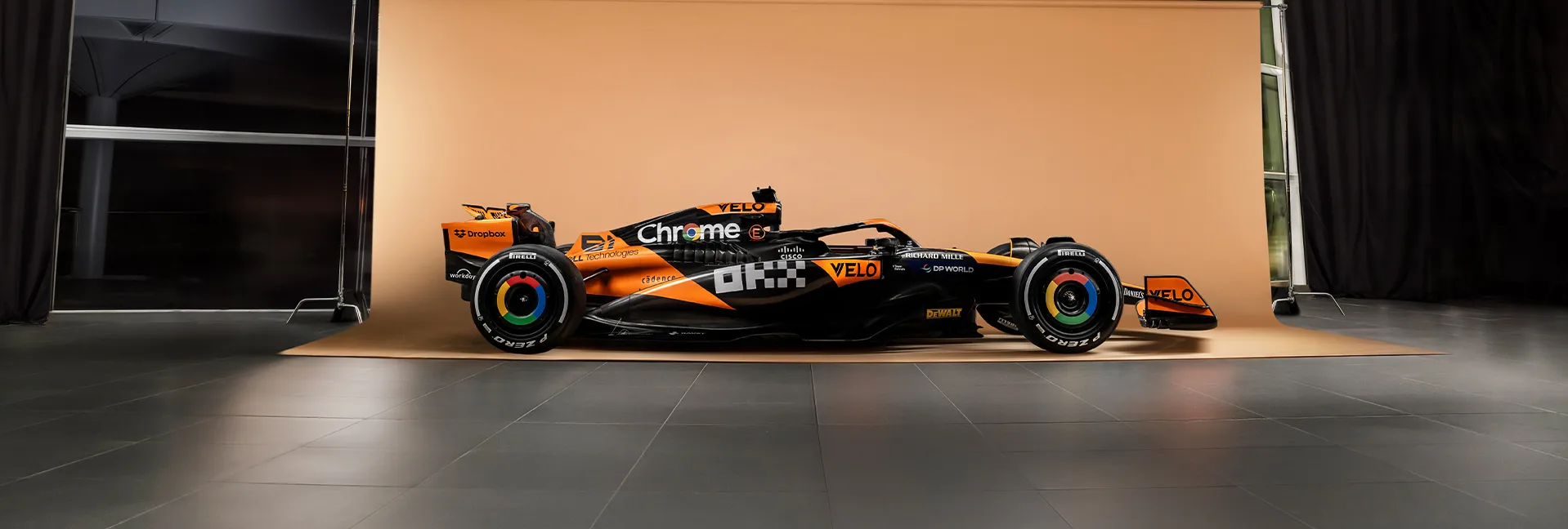 McLaren apresenta em definitivo MCL38, carro da temporada 2024
