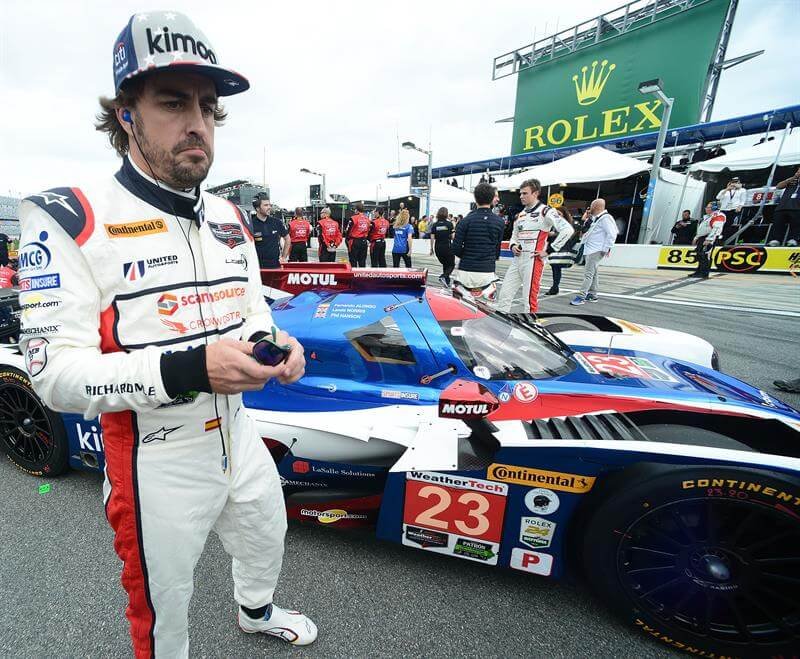 Fernando Alonso confirma participação nas 24 Horas de Le Mans após competir em Daytona e 500 Milhas da Indy