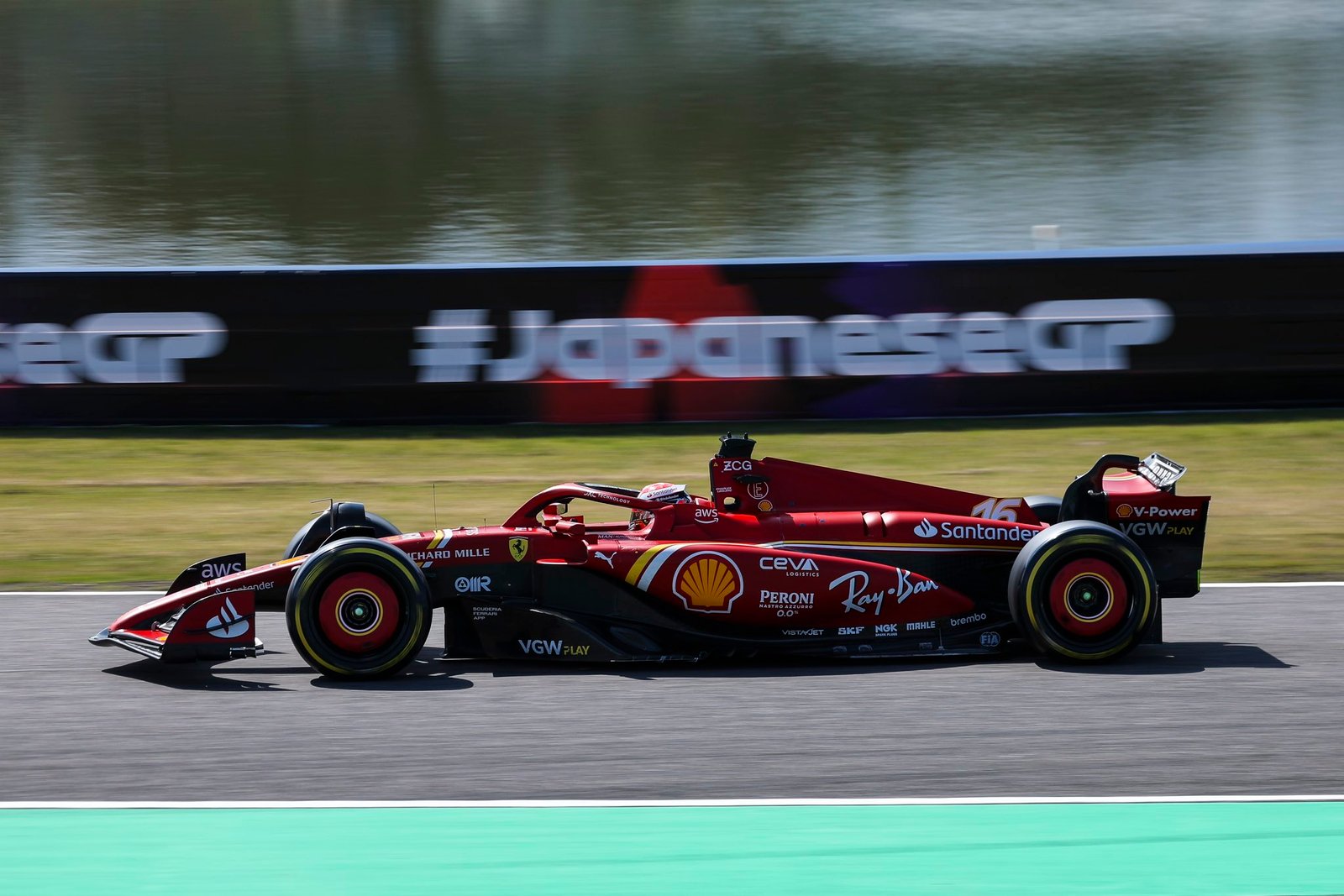 Red Bull domina o GP do Japão, enquanto Ferrari acerta estratégia para os dois pilotos