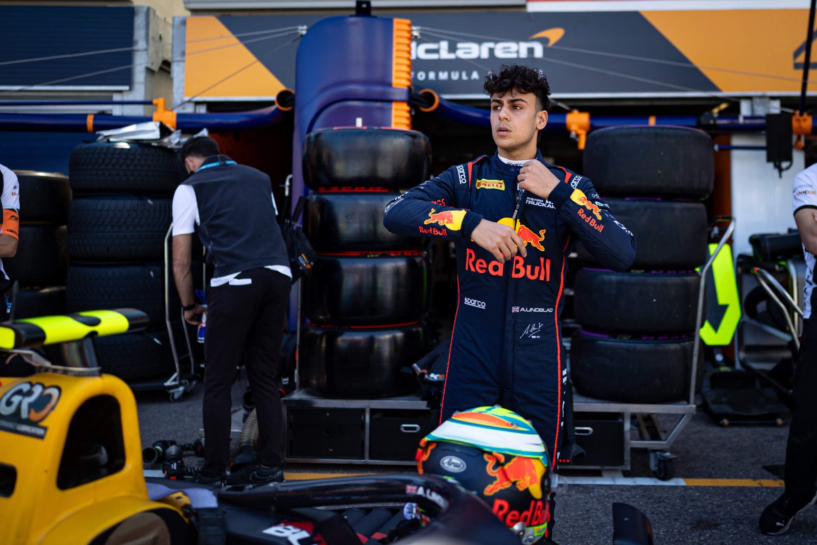 Red Bull garante superlicença antecipada para Arvid Lindblad