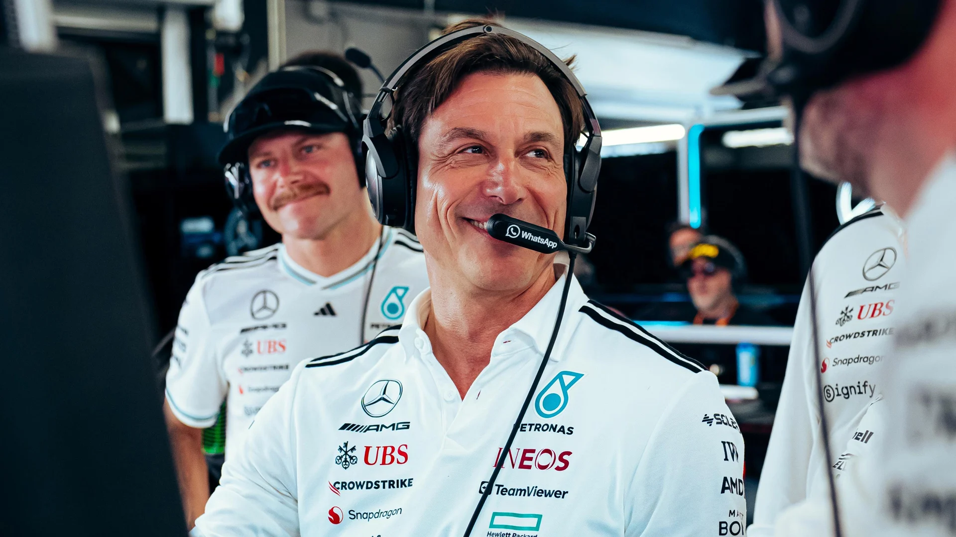 Wolff reforça apoio a Russell, mas admite discussões sobre o futuro da Mercedes