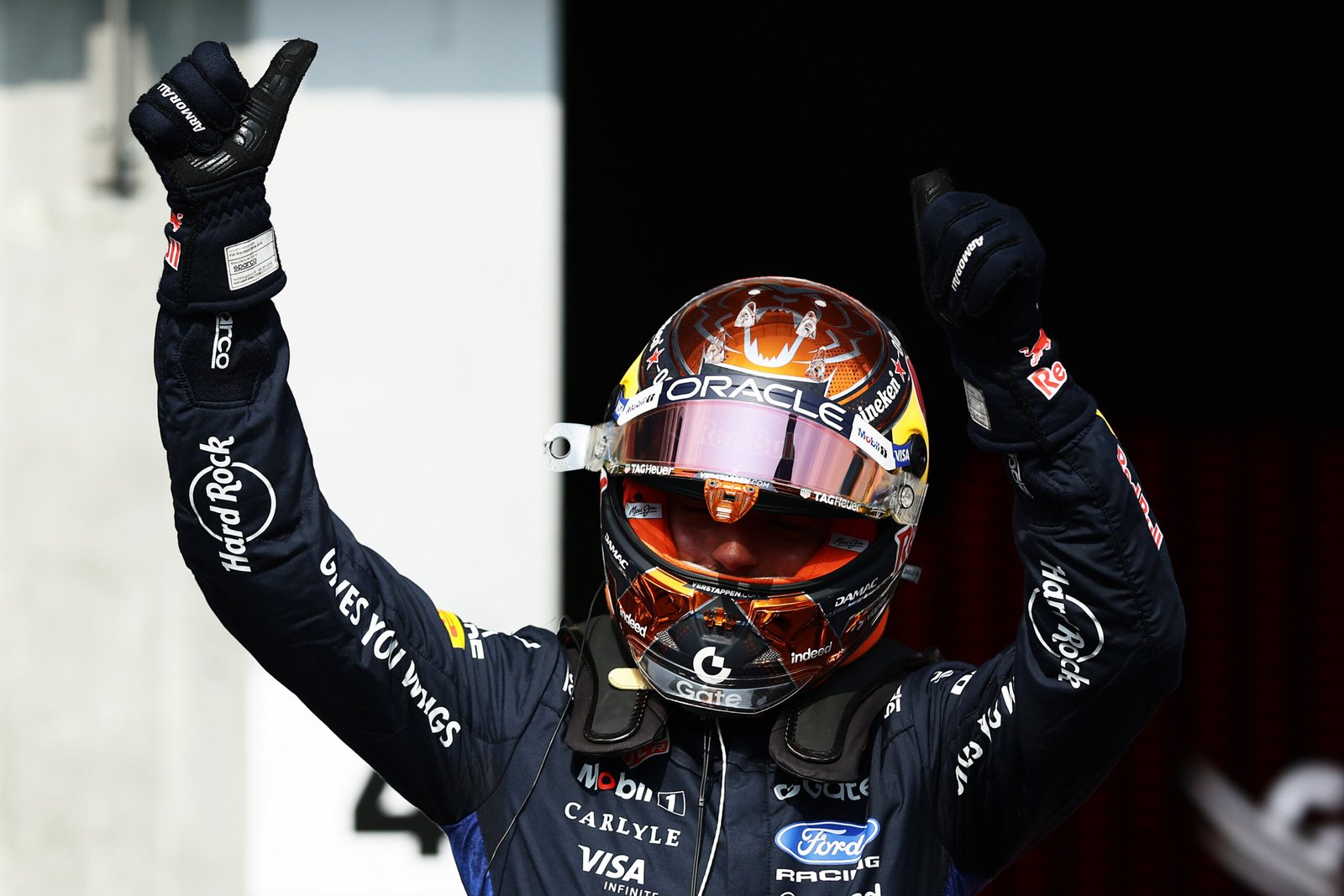 Verstappen exalta estratégia da Red Bull e agradece ajuda de Hadjar no Q3
